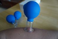 De blauwe 4 PCs-Glas Vacuüm het Tot een kom vormen Vastgestelde de Brand van Therapiekoppen het Tot een kom vormen Uitrustingen Chinese Traditionele Massage vermindert Fijne Lijnen